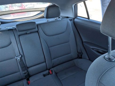 Used 2020 Hyundai Ioniq SE image 14