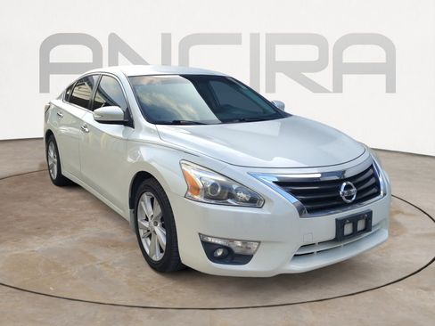 Used 2015 Nissan Altima 2.5 SL FWD image 2