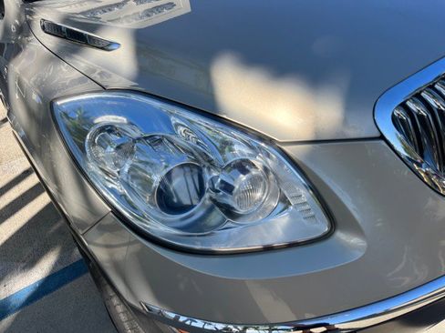 Used 2011 Buick Enclave CXL image 85