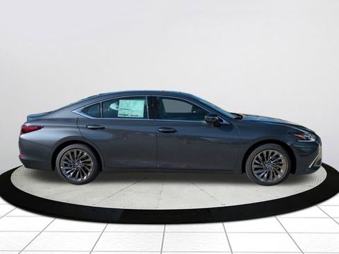 New 2025 Lexus ES 350 Ultra Luxury image 3