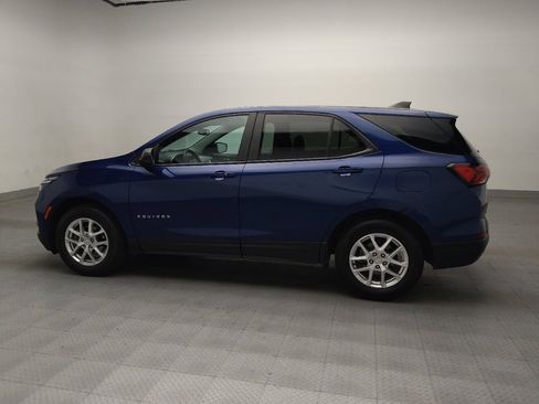 Used 2022 Chevrolet Equinox LS w/ LS Convenience Package image 3