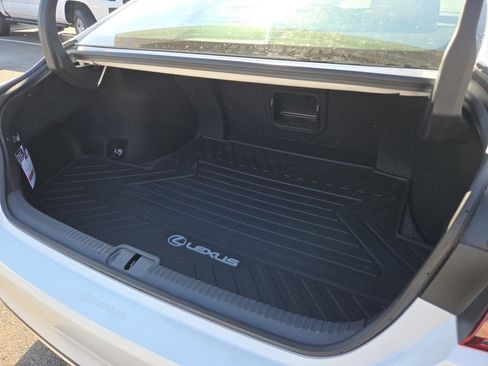 Certified 2025 Lexus ES 300h Ultra Luxury image 35