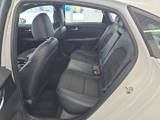 Used 2024 Kia Forte GT-Line w/ GT-Line Premium Package FWD image 10