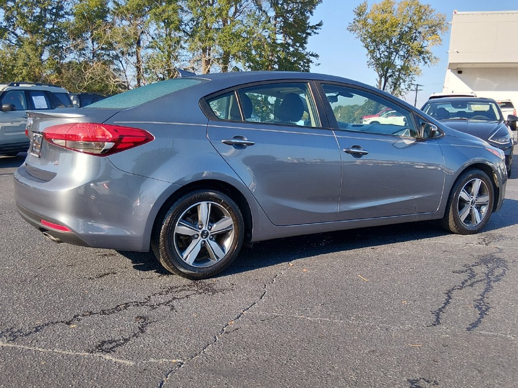 Used 2018 Kia Forte S w/ S Technology Plus Package FWD image 4