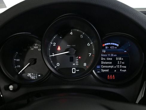 Certified 2023 Porsche Macan AWD/4WD image 13