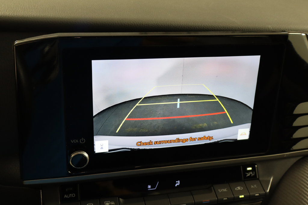 Used 2026 Toyota Camry SE FWD image 38