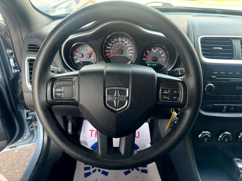Used 2013 Dodge Avenger SE image 11