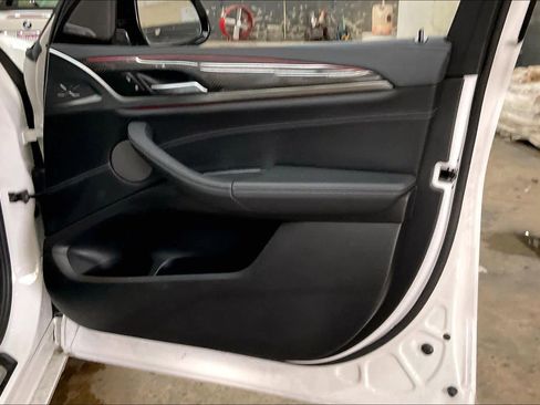 Used 2022 BMW X3 M image 26