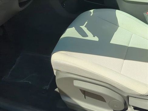 New 2026 Hyundai Santa Fe SE image 4