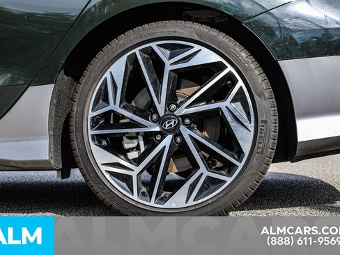 Used 2024 Hyundai Ioniq 6 SEL image 17