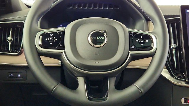 Used 2026 Volvo XC90 T8 Ultra w/ Protection Package Premier AWD/4WD image 25