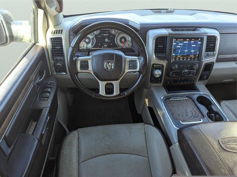 Used 2018 RAM 1500 Laramie Longhorn w/ Longhorn Southfork Package image 17