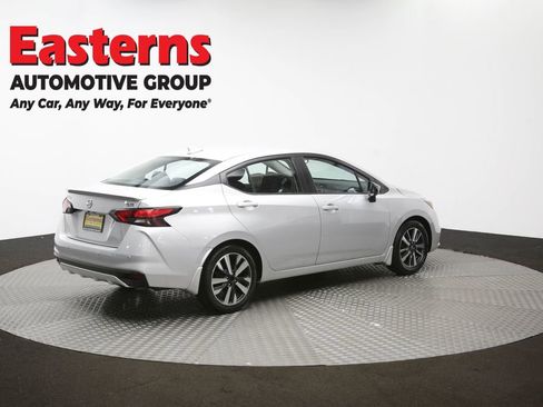 Used 2020 Nissan Versa SR w/ Convenience Package image 40