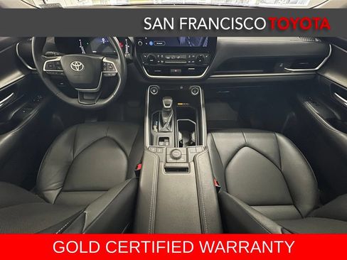 Certified 2024 Toyota Grand Highlander AWD image 26