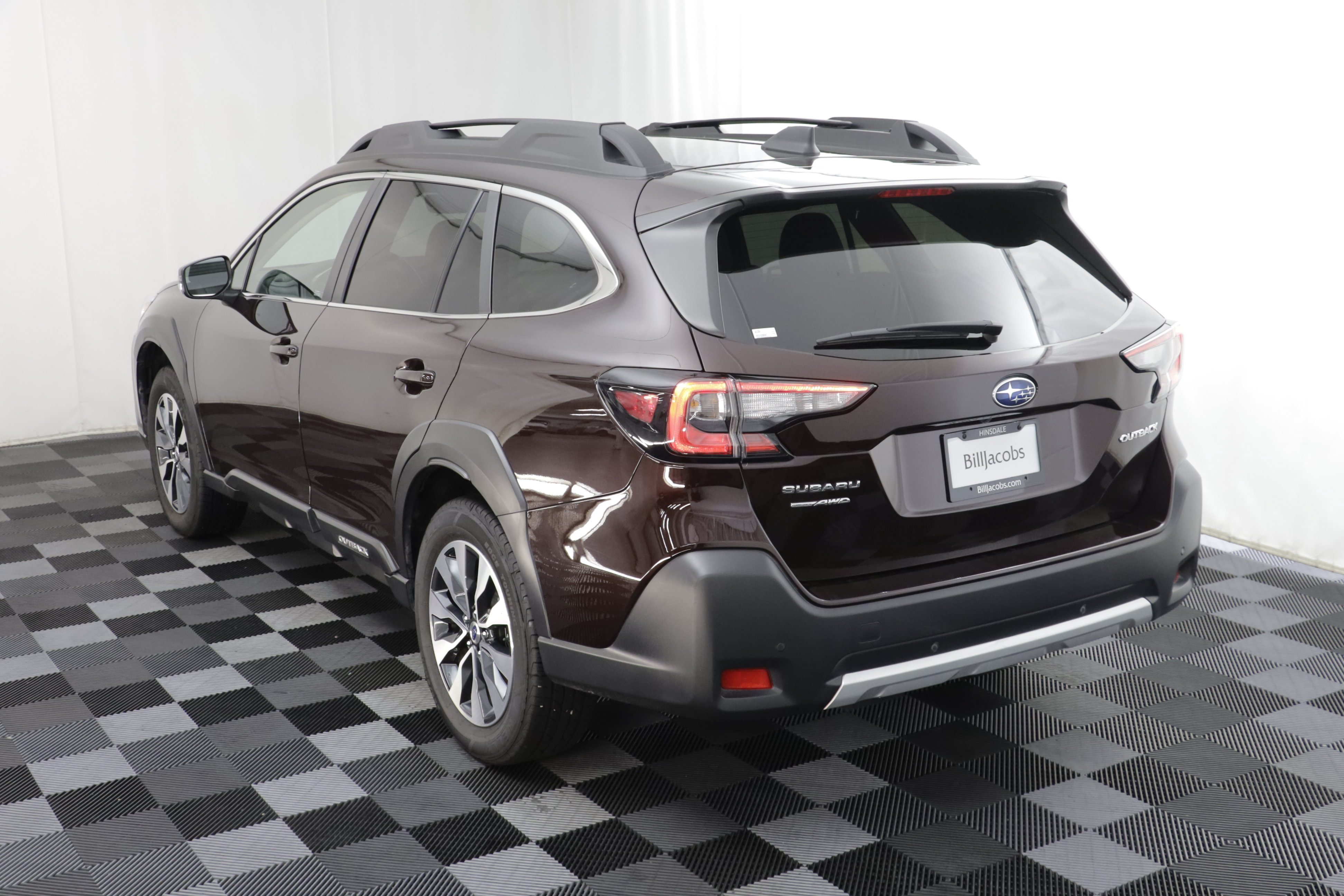 Used 2025 Subaru Outback Limited AWD/4WD image 15