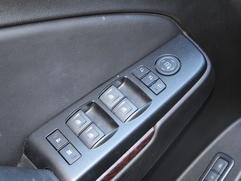 Used 2019 GMC Yukon XL SLT w/ Open Road Package image 24