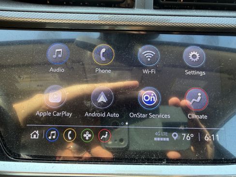 Used 2023 Buick Encore GX Select w/ Sport Touring Package FWD image 17