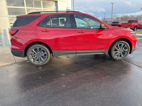 Certified 2024 Chevrolet Equinox RS w/ RS Leather Package image 8