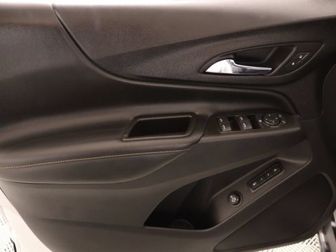 Used 2020 Chevrolet Equinox Premier AWD/4WD image 16