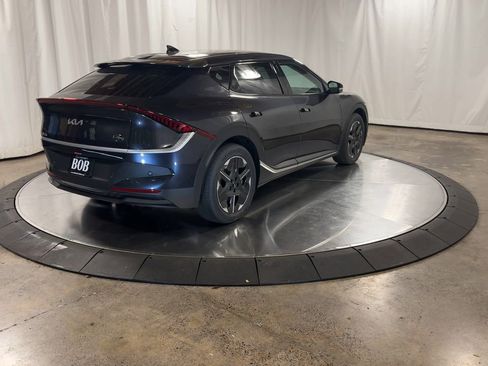 New 2025 Kia EV6 Light image 8