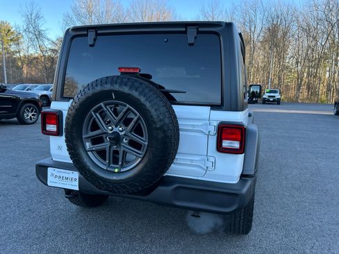 New 2026 Jeep Wrangler Sport S image 8