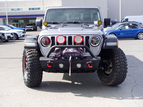 Used 2021 Jeep Gladiator Rubicon image 2