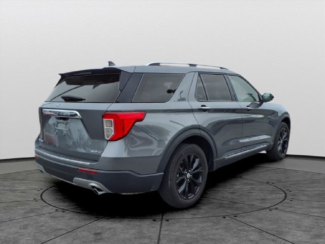 Used 2022 Ford Explorer Limited w/ Equipment Group 301A AWD/4WD image 4