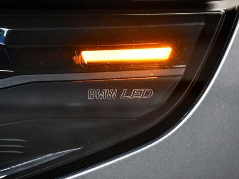 Used 2025 BMW i5 M60 w/ Executive Package image 91