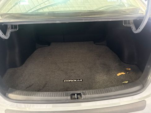 Used 2021 Toyota Corolla SE w/ Carpet Mat Package (TMS) FWD image 12