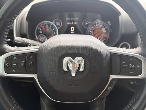 Used 2022 RAM 1500 Big Horn AWD/4WD image 30