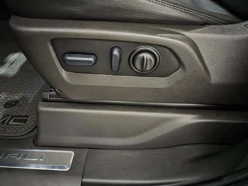 Used 2022 GMC Sierra 1500 Denali w/ Denali Premium Package image 71