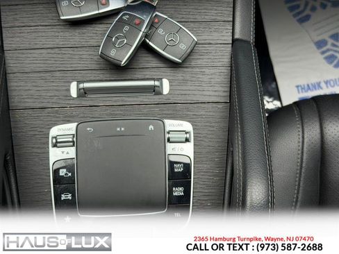 Used 2020 Mercedes-Benz GLE 350 4MATIC w/ AMG Line Exterior image 32