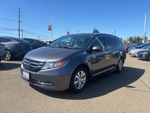 Used 2016 Honda Odyssey EX-L image 2