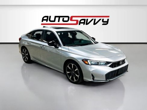 Used 2025 Honda Civic Sport image 1