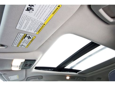 Used 2023 Nissan Pathfinder SV w/ SV Premium Package image 31