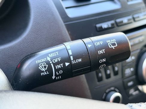 Used 2013 MAZDA MAZDA3 i Touring FWD image 32