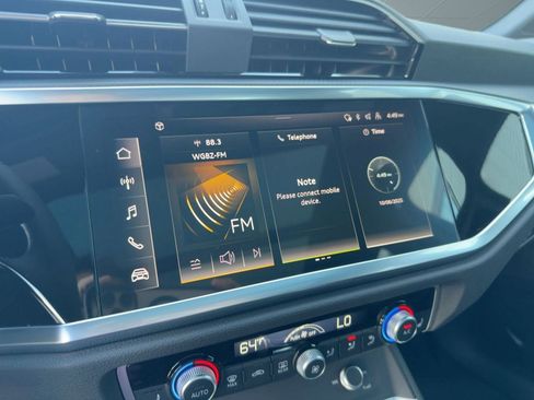 New 2025 Audi Q3 2.0T Premium image 23