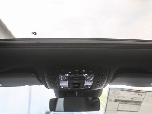 New 2026 Mercedes-Benz GLA 250 image 14
