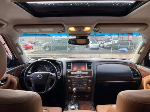 Used 2017 Nissan Armada Platinum image 27