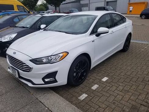 Used 2019 Ford Fusion S FWD image 33