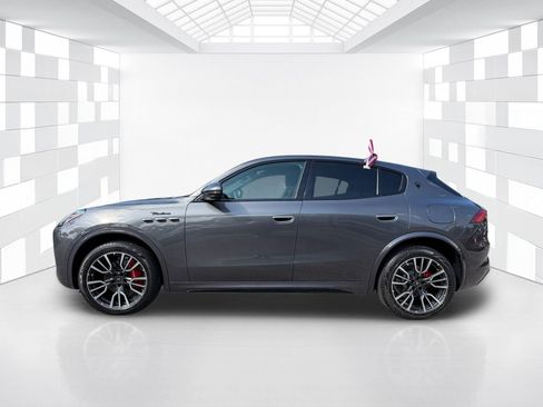 Used 2023 Maserati Grecale Modena AWD/4WD image 4