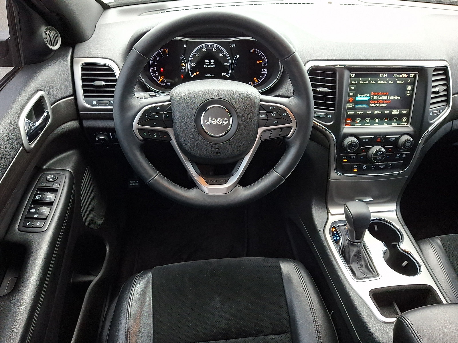 Used 2018 Jeep Grand Cherokee Altitude AWD/4WD image 11