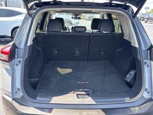 Certified 2023 Nissan Rogue SV w/ SV Premium B Package FWD image 6