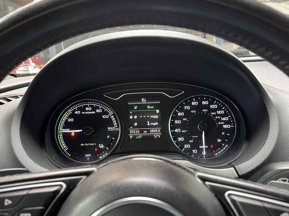 Used 2017 Audi A3 e-tron Premium w/ Sport Package FWD image 17