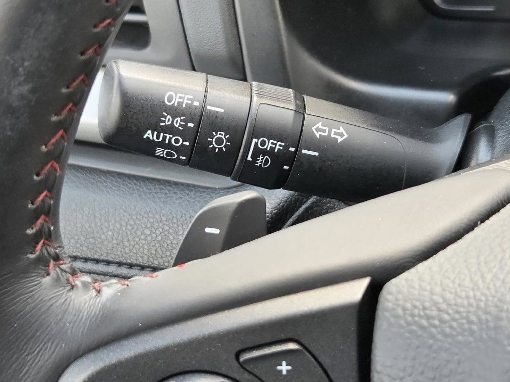 Used 2024 Honda Odyssey Sport image 32