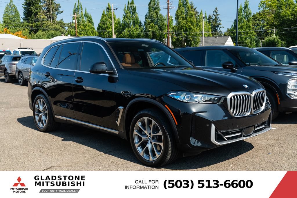 Used 2024 BMW X5 xDrive40i w/ Premium Package AWD/4WD image 1
