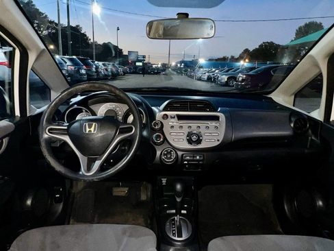 Used 2010 Honda Fit image 10