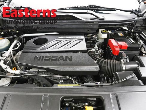 Used 2023 Nissan Rogue SV AWD/4WD image 7