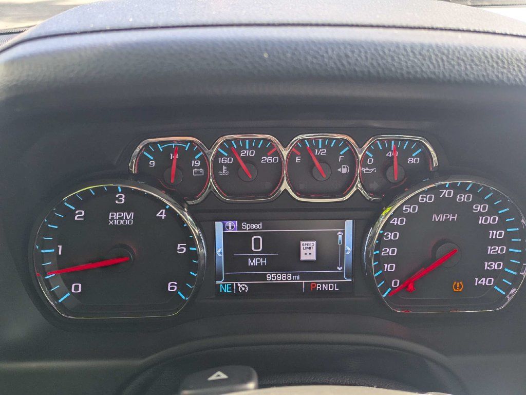 Used 2019 Chevrolet Tahoe Premier RWD image 42