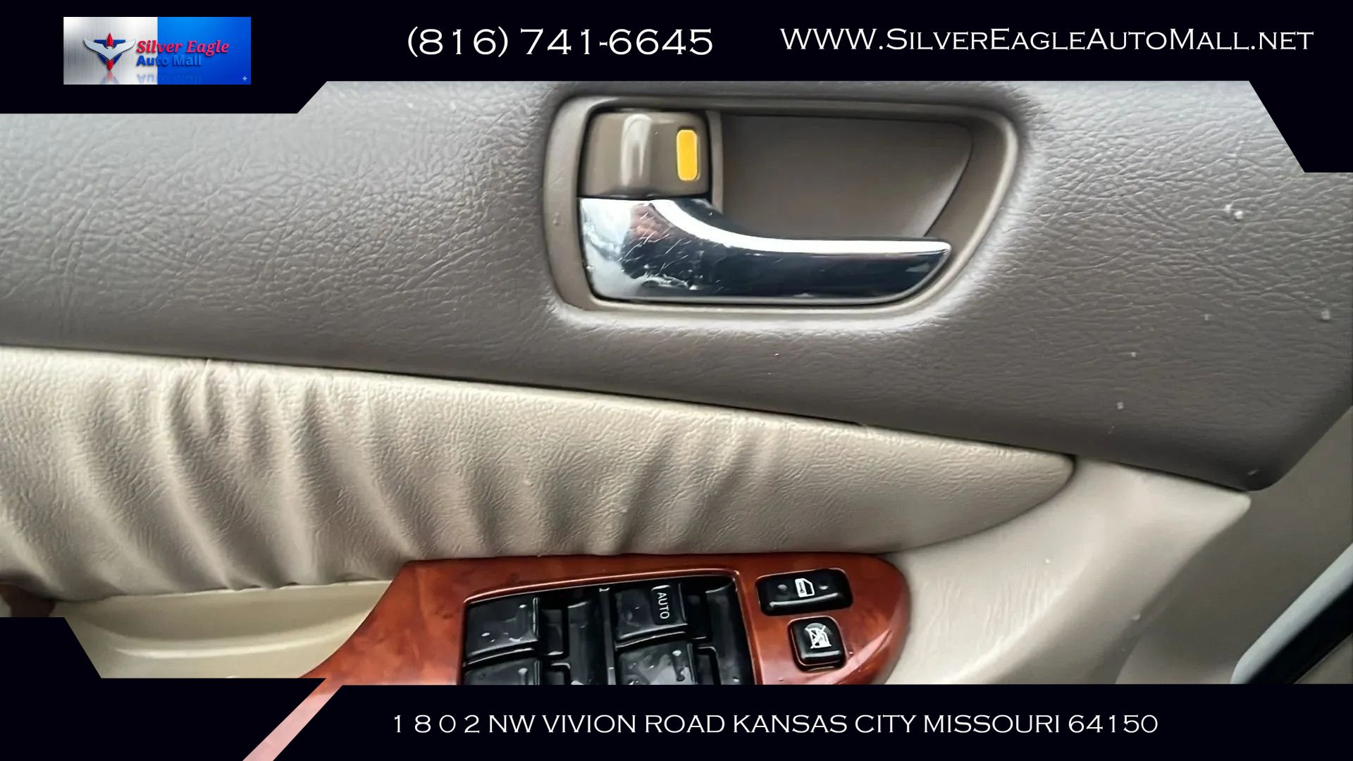 Used 2004 Toyota Sienna XLE Limited w/ Limited Pkg 5 FWD image 15